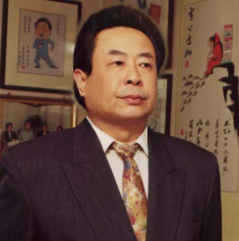 首页 -顾文昭的作品     顾文昭  1952年7月生人,男,汉族,祖籍浙江